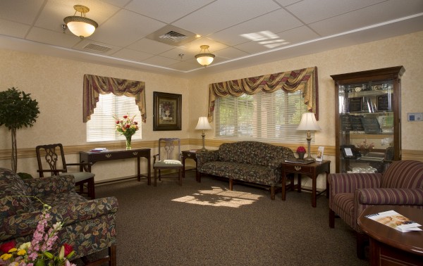 The Laurels of Charlottesville: Living Area