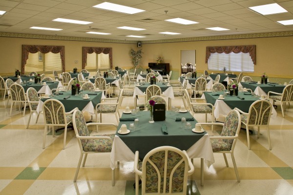 The Laurels of Charlottesville: Dining
